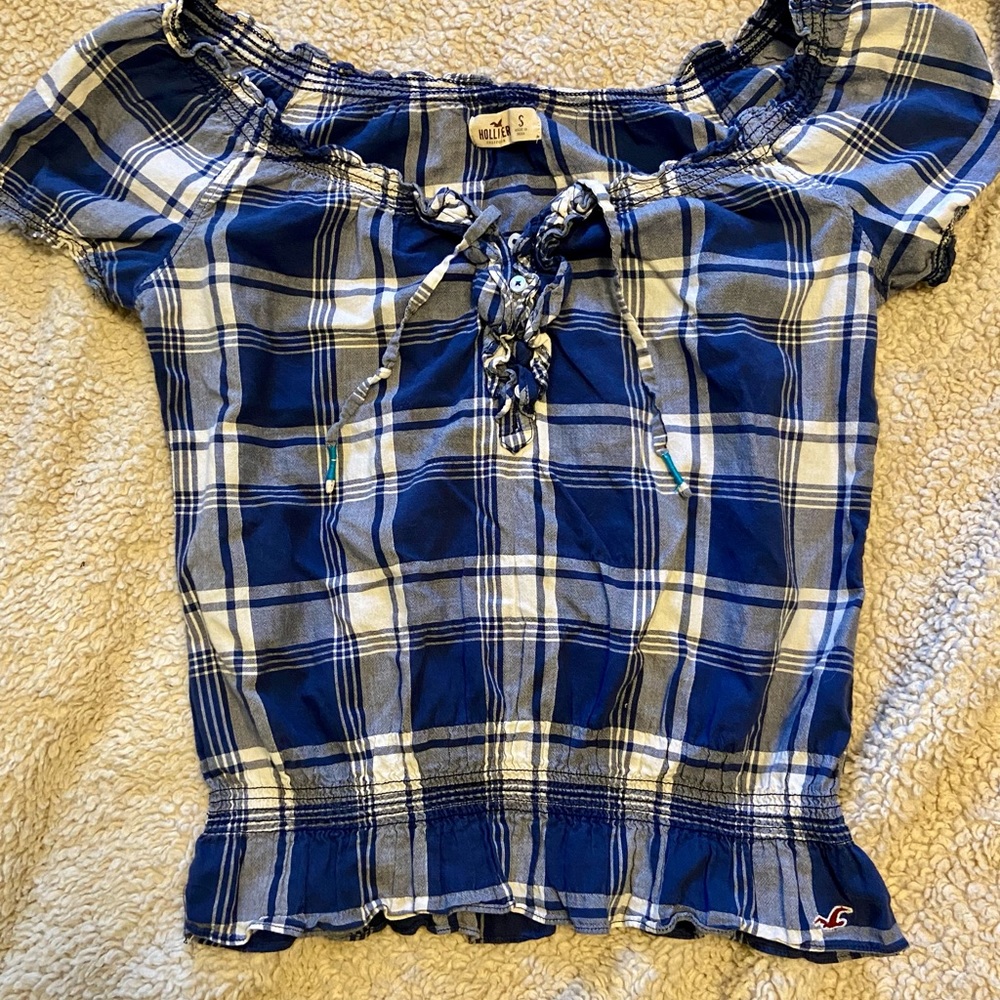 Hollister shirt